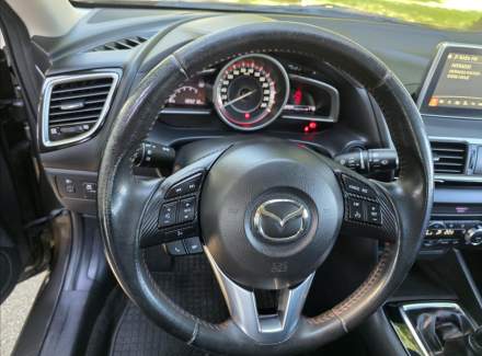 Mazda - 3