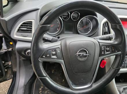 Opel - Astra