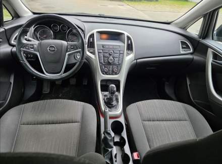 Opel - Astra