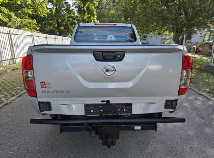 Nissan - Navara