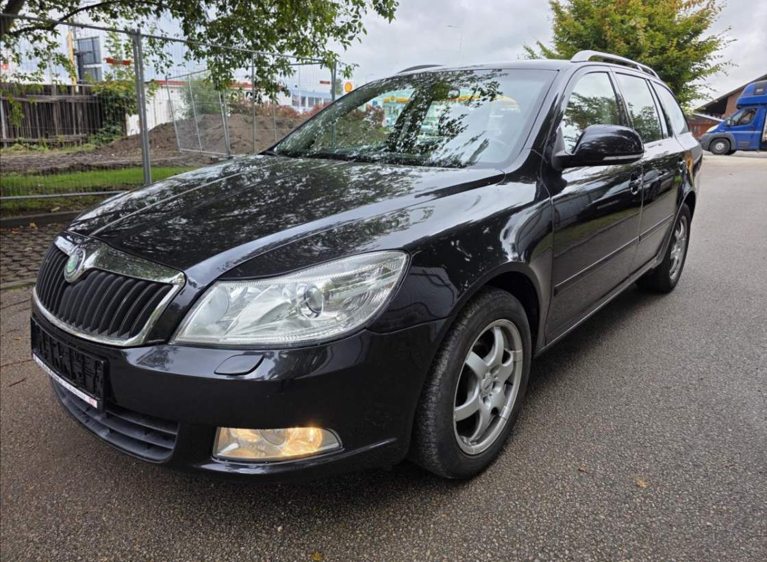 Škoda - Octavia