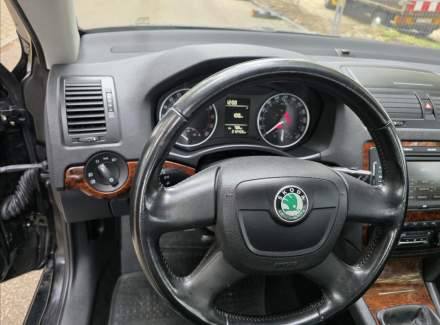 Škoda - Octavia