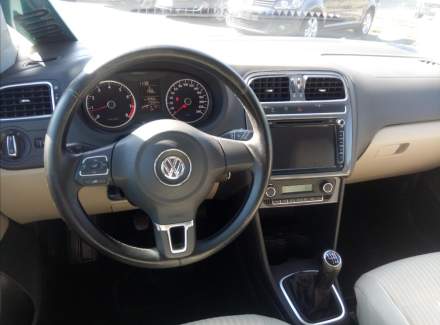 Volkswagen - Polo