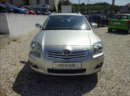 Toyota - Avensis