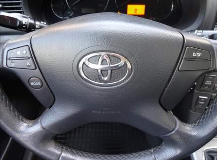 Toyota - Avensis