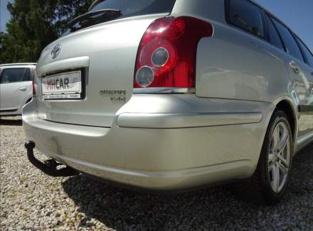 Toyota - Avensis