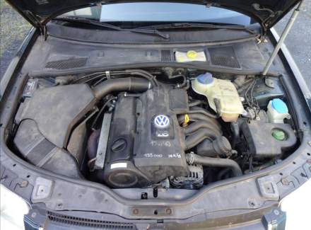 Volkswagen - Passat