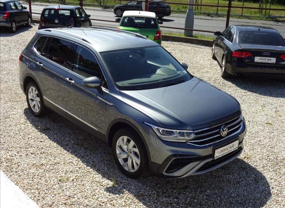 Volkswagen - Tiguan