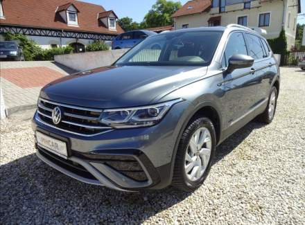 Volkswagen - Tiguan