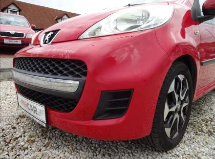 Peugeot - 107