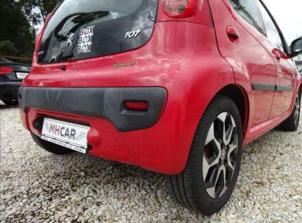 Peugeot - 107