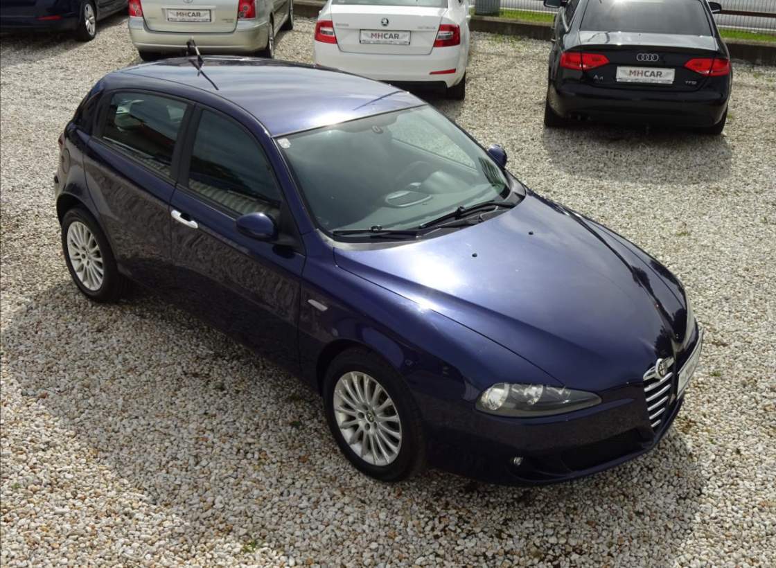 Alfa Romeo - 147