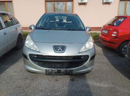 Peugeot - 207
