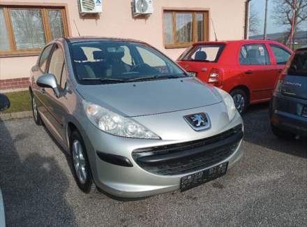 Peugeot - 207