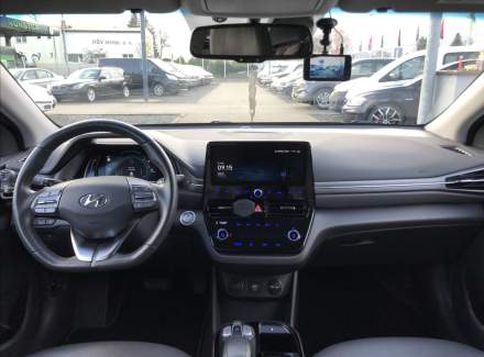 Hyundai - IONIQ