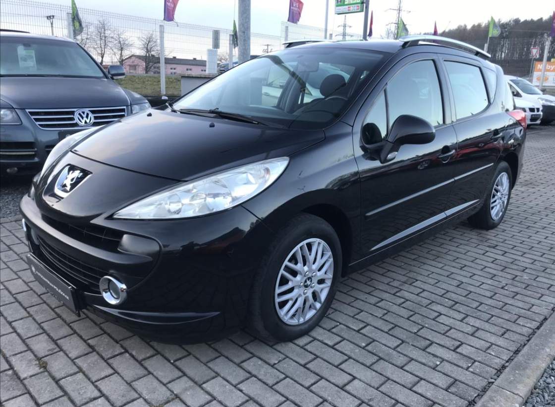 Peugeot - 207