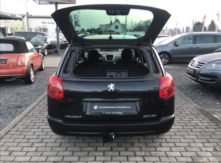Peugeot - 207