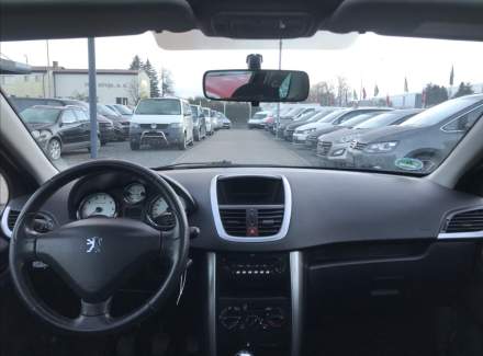 Peugeot - 207