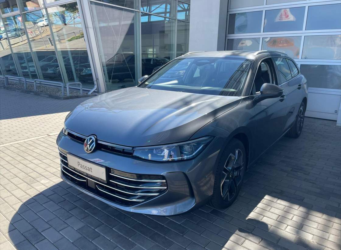 Volkswagen - Passat