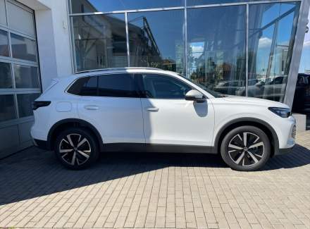 Volkswagen - Tiguan