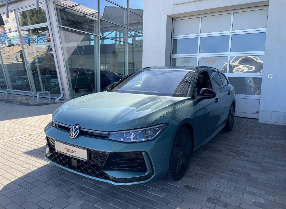 Volkswagen - Passat