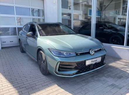 Volkswagen - Passat