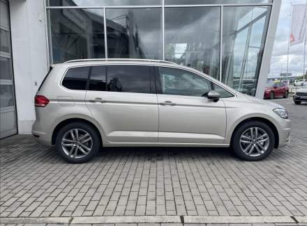 Volkswagen - Touran