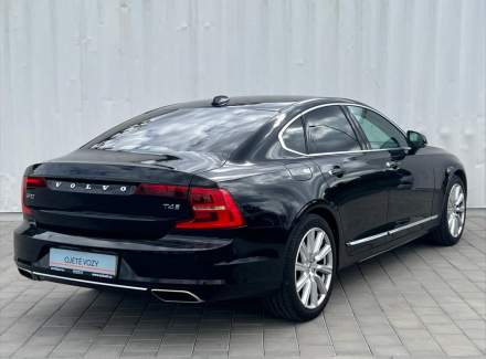 Volvo - S90