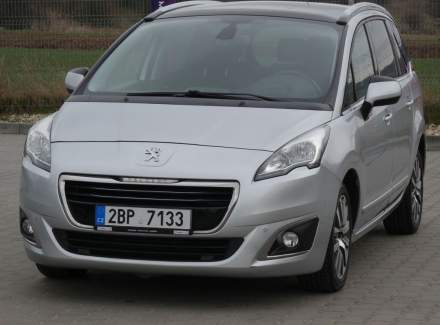 Peugeot - 5008