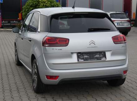 Citroën - C4
