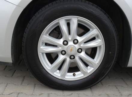 Chevrolet - Cruze