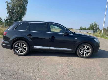 Audi - Q7