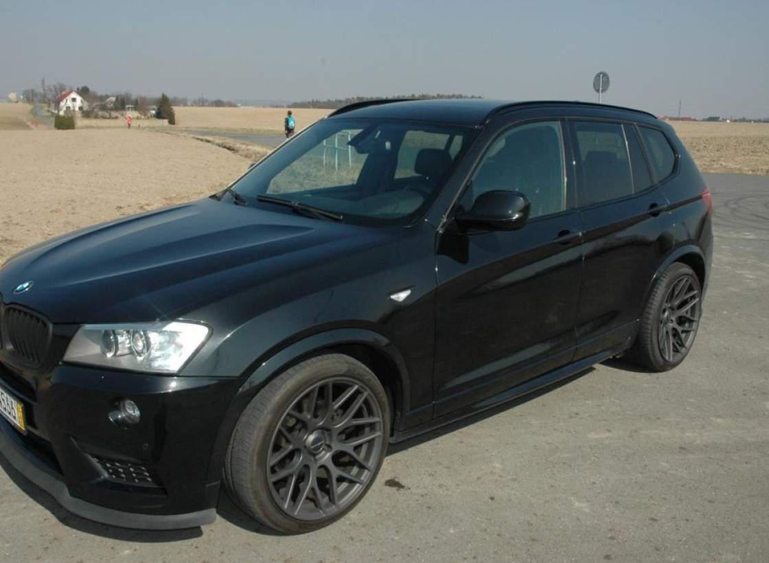 BMW - X3