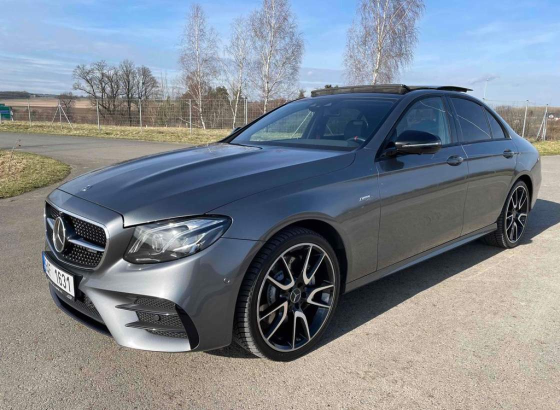 Mercedes-Benz - E-class