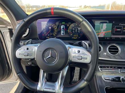 Mercedes-Benz - E-class