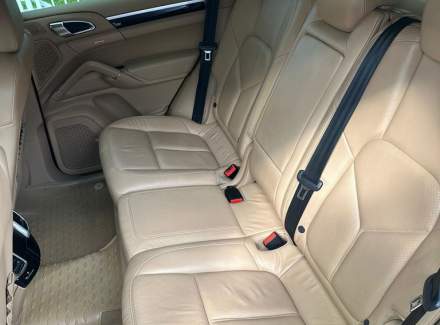 Porsche - Cayenne