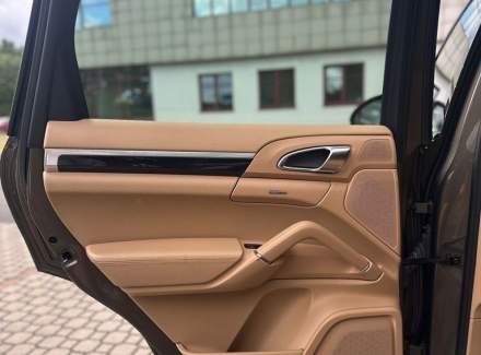 Porsche - Cayenne