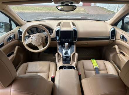 Porsche - Cayenne