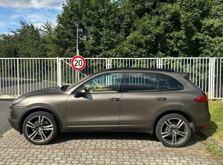 Porsche - Cayenne
