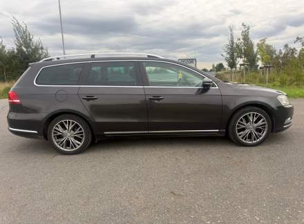 Volkswagen - Passat
