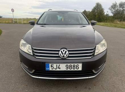 Volkswagen - Passat