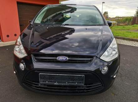 Ford - S-MAX