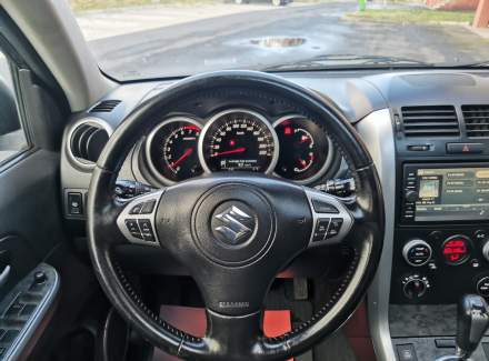 Suzuki - Grand Vitara