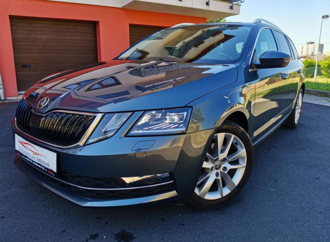 Škoda - Octavia