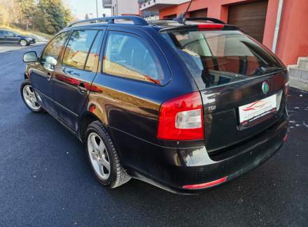 Škoda - Octavia
