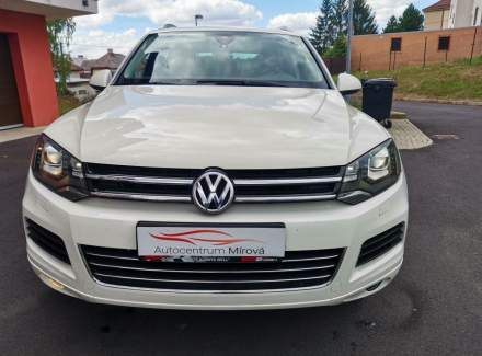 Volkswagen - Touareg