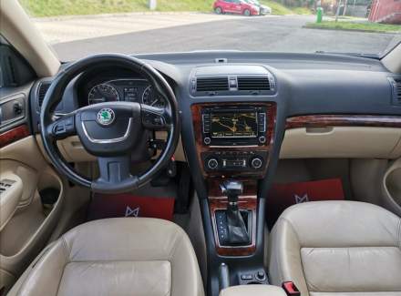 Škoda - Octavia