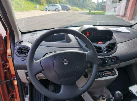 Renault - Twingo