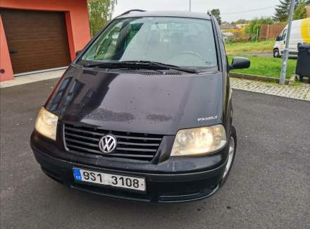 Volkswagen - Sharan