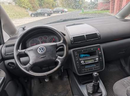 Volkswagen - Sharan